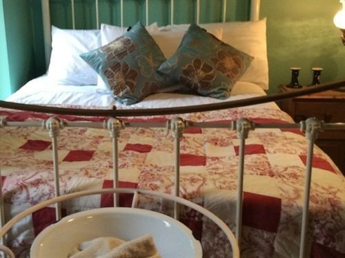 Arkell House Bed And Breakfast Rathlin Island Екстериор снимка